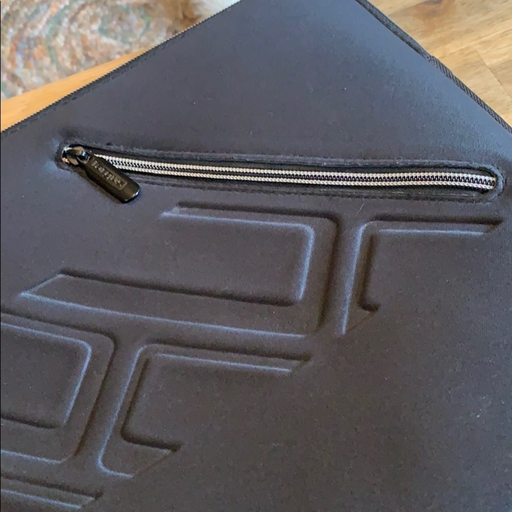 NWT Targus laptop sleeve - Picture 2 of 5